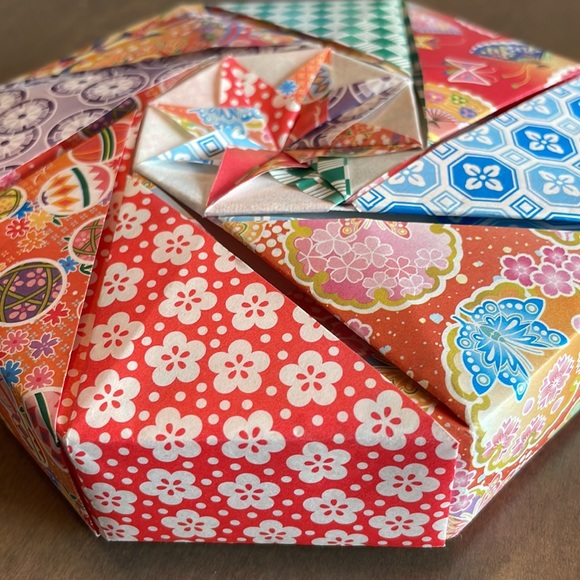 Origami Container - Picture 7 of 8